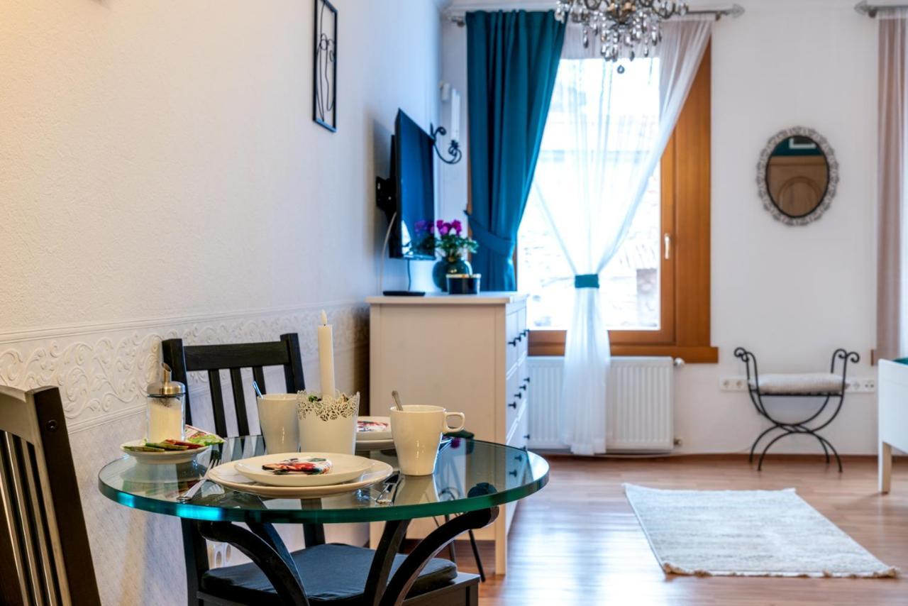 Romantic Studio Secret Garden Budapest Exterior photo